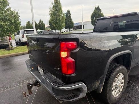 Used 2024 Chevrolet Silverado 2500 LT w/ Convenience Package AWD/4WD image 16