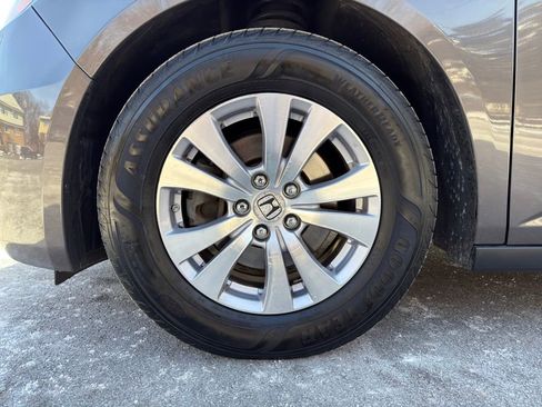 Used 2016 Honda Odyssey EX-L image 38