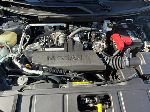 Used 2025 Nissan Rogue S AWD/4WD image 22