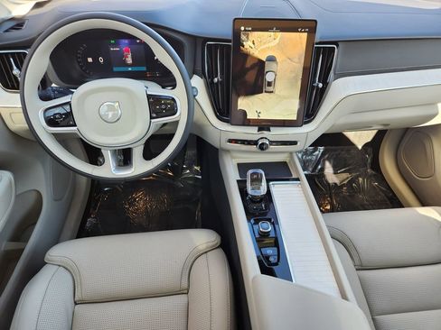 New 2026 Volvo XC60 T8 Ultra w/ Protection Package Premier image 15