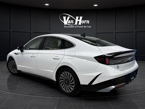 Used 2025 Hyundai Sonata Limited image 3