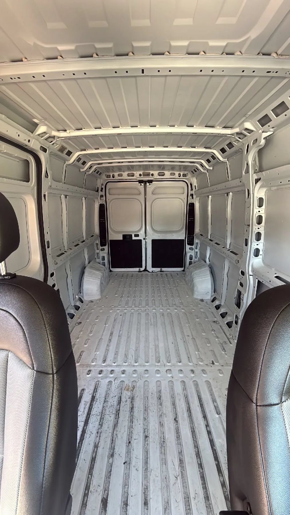 Used 2023 RAM ProMaster 2500 FWD image 34
