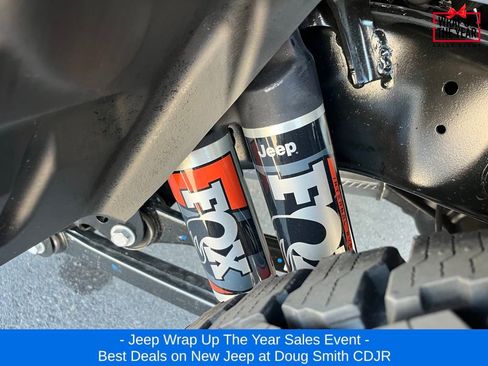 New 2025 Jeep Gladiator Mojave image 33