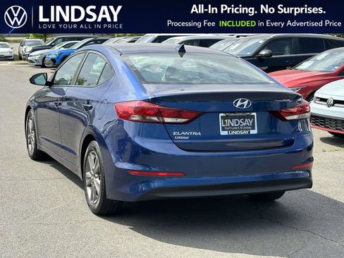 Used 2018 Hyundai Elantra SEL FWD image 5