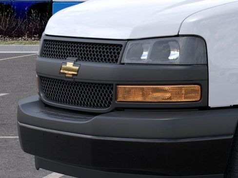 New 2025 Chevrolet Express 2500 w/ Driver Convenience Package image 15