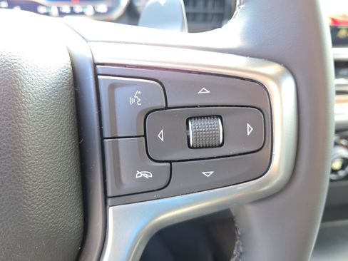 Used 2025 Chevrolet Silverado 1500 LT Trail Boss w/ Convenience Package II image 11