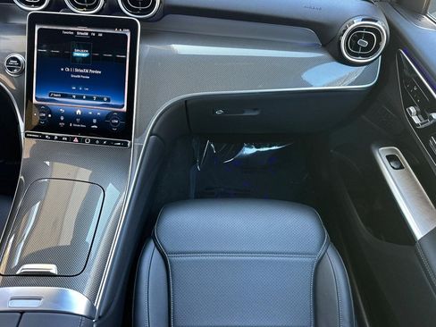 Certified 2025 Mercedes-Benz GLC 350e 4MATIC image 33