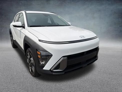 Used 2024 Hyundai Kona SEL AWD/4WD image 5