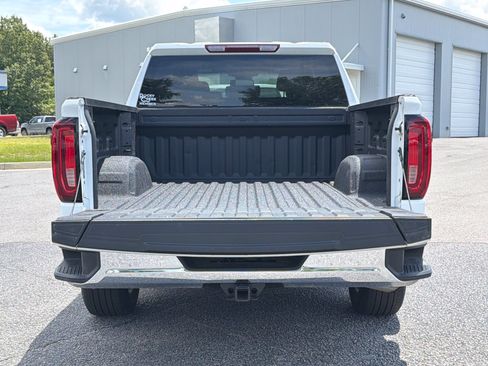 Used 2024 GMC Sierra 1500 SLT AWD/4WD image 30