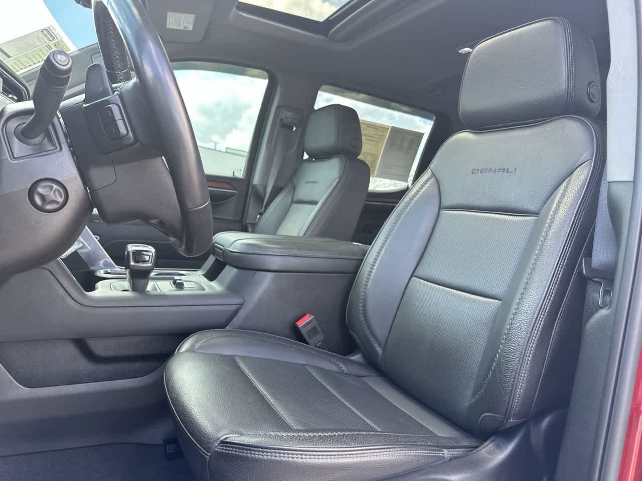 Used 2024 GMC Sierra 1500 Denali AWD/4WD image 16