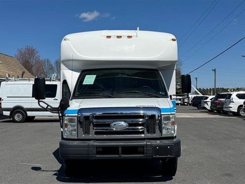 Used 2014 Ford E-450 and Econoline 450 Super Duty w/ Shuttle Bus Prep Package image 5