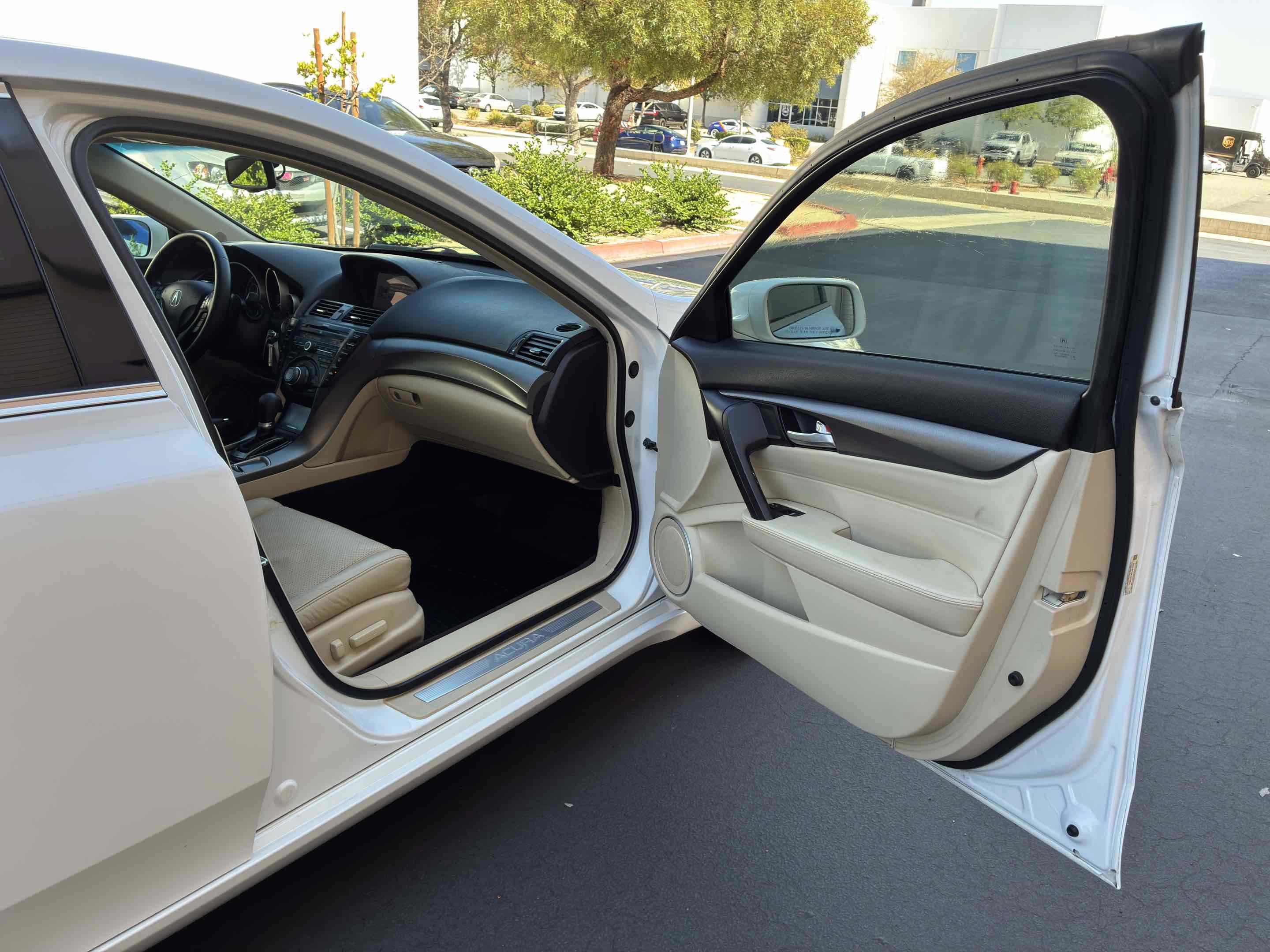 Used 2014 Acura TL w/ Technology Package FWD image 39