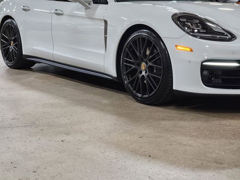 Used 2023 Porsche Panamera image 17