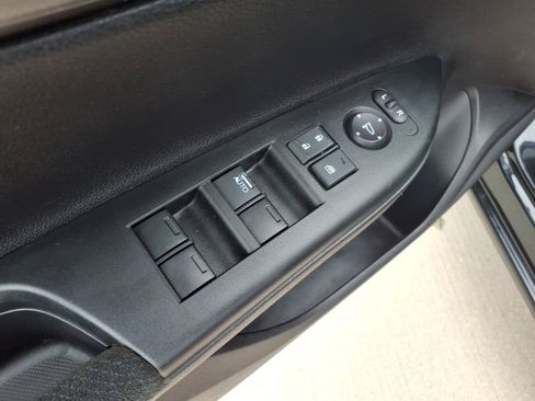 Used 2013 Honda Accord LX image 19