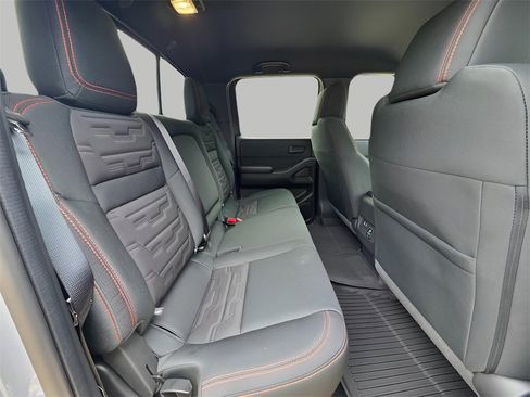 New 2026 Nissan Frontier PRO-4X w/ Pro-4x Convenience Package image 8
