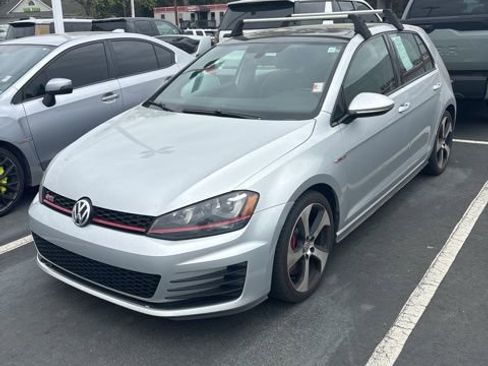 Used 2016 Volkswagen GTI S image 1