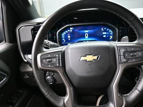 Used 2024 Chevrolet Silverado 1500 High Country w/ High Country Premium Package AWD/4WD image 8