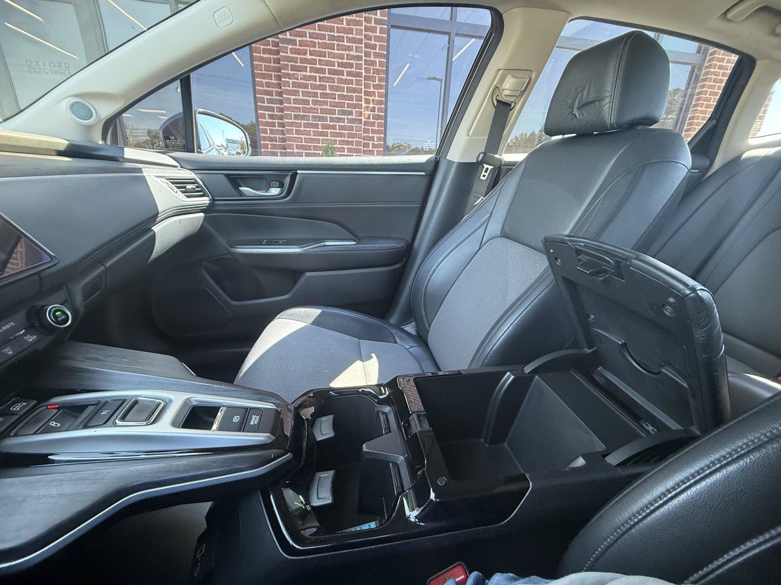 Used 2018 Honda Clarity Plug-In Hybrid image 7