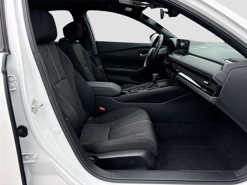 Certified 2025 Honda Accord Sport image 32