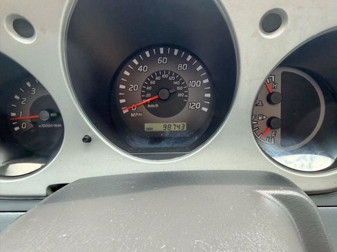 Used 2003 Nissan Frontier XE RWD image 12