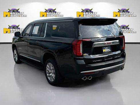 Used 2023 GMC Yukon XL Denali AWD/4WD image 7