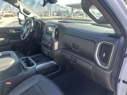 Used 2022 Chevrolet Silverado 2500 LTZ w/ LTZ Plus Package image 24