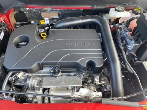 New 2026 Chevrolet Equinox LT w/ Convenience Package II AWD/4WD image 13