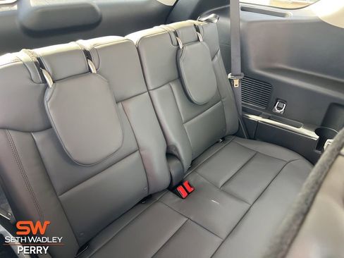 New 2026 Ford Explorer Active w/ Active Comfort Package image 15