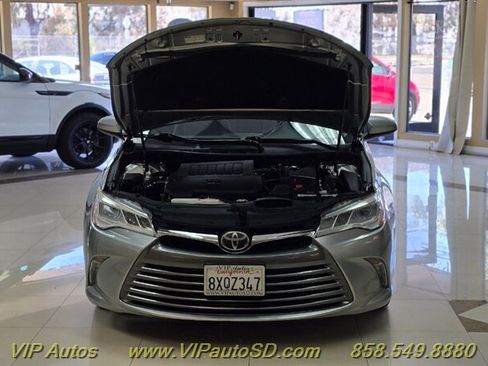 Used 2017 Toyota Camry XLE w/ Advanced Technology Package FWD image 10