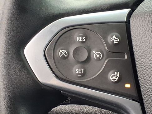 Used 2023 Chevrolet Traverse LT w/ LPO, Floor Liner Package image 20