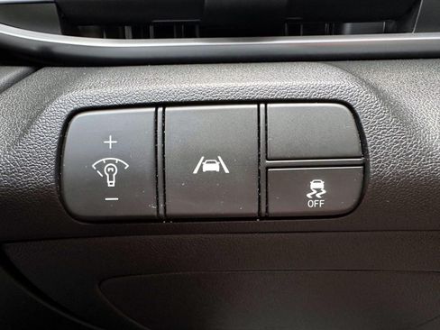 Used 2023 Hyundai Elantra SEL w/ Convenience Package FWD image 14