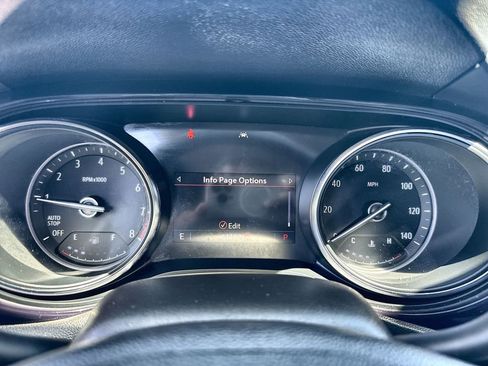 Used 2020 Buick Encore GX Select w/ Sport Touring Package FWD image 4