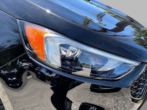 Used 2022 Ford Edge ST-Line w/ Class II Trailer Tow Package AWD/4WD image 54