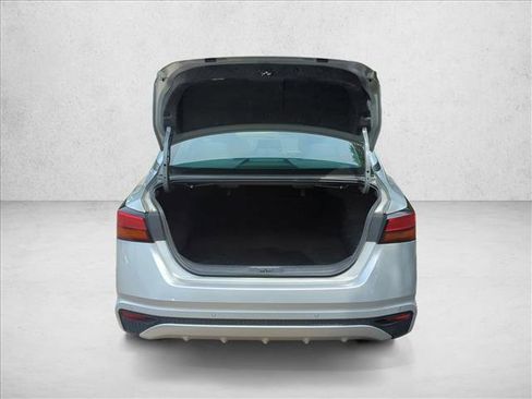 Used 2023 Nissan Altima 2.5 SV FWD image 9