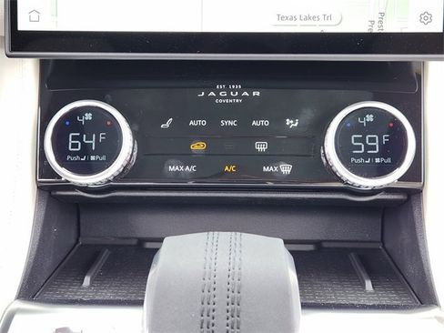 Used 2026 Jaguar F-PACE R-Dynamic S image 15