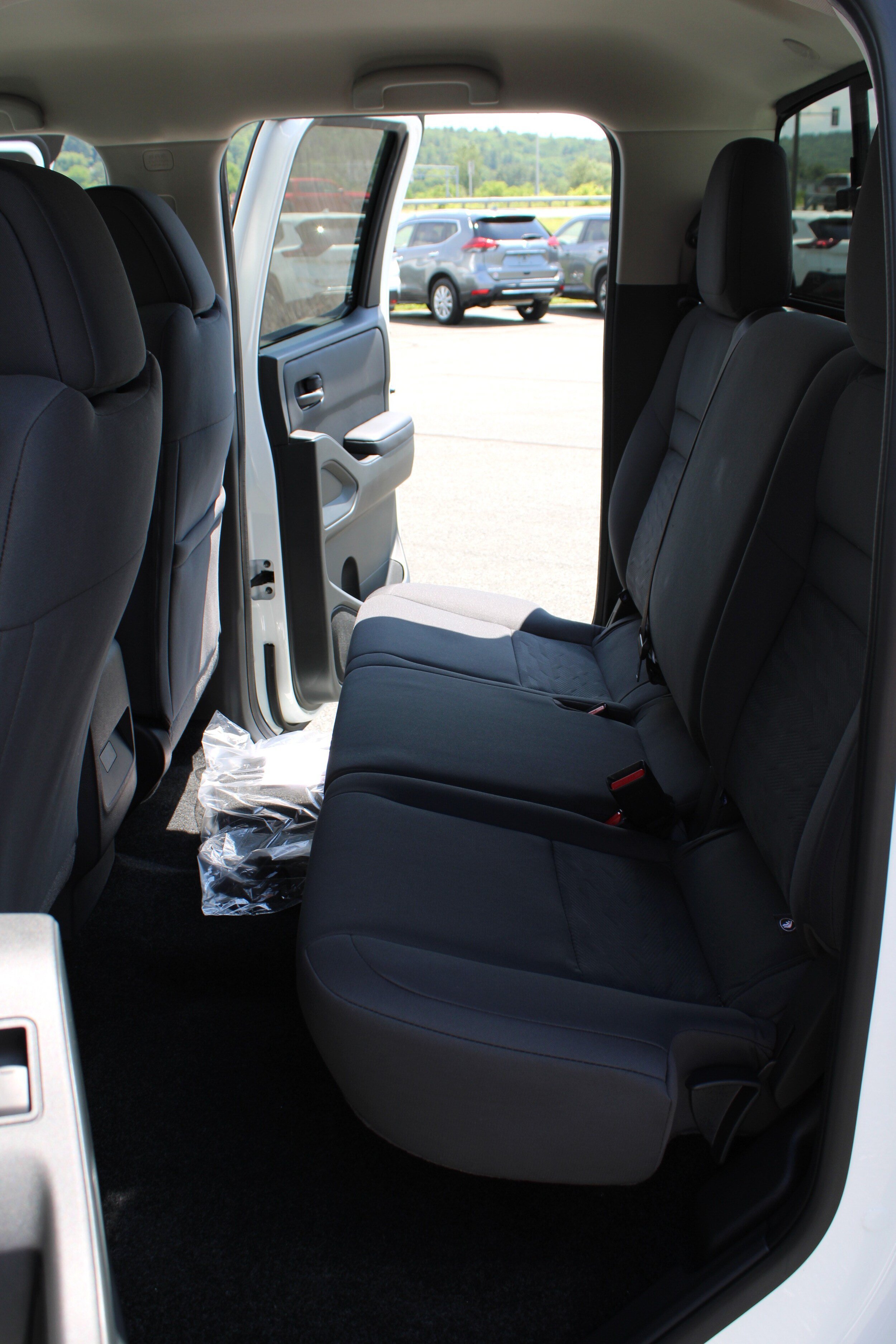 Used 2026 Nissan Frontier S AWD/4WD image 19