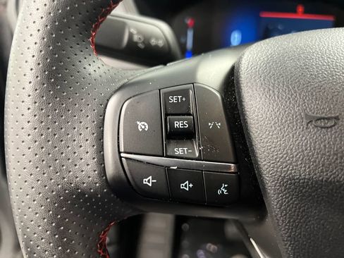 Used 2025 Ford Escape ST-Line AWD/4WD image 36