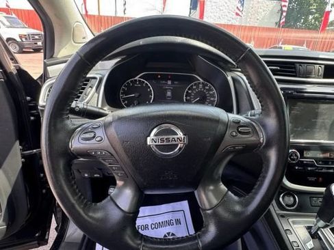 Used 2020 Nissan Murano SL w/ Moonroof Package FWD image 12