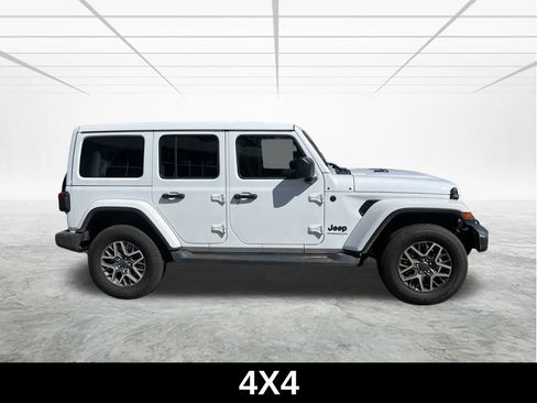 Used 2025 Jeep Wrangler Sahara w/ Safety Group image 3