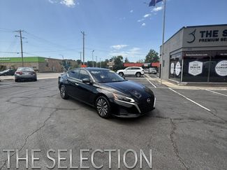 Used 2023 Nissan Altima 2.5 SV FWD video 1