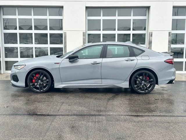 Used 2025 Acura TLX Type S AWD/4WD image 3