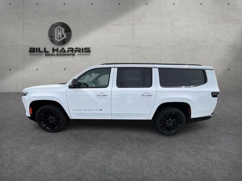 New 2026 Jeep Grand Wagoneer L Limited AWD/4WD image 11