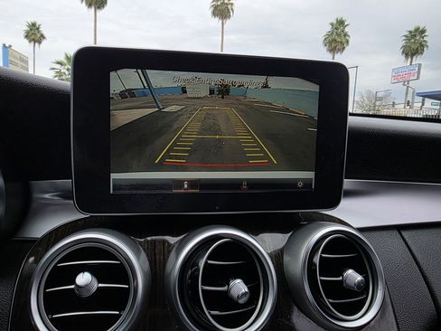 Used 2017 Mercedes-Benz C 300 Sedan w/ Premium 4 Package image 15