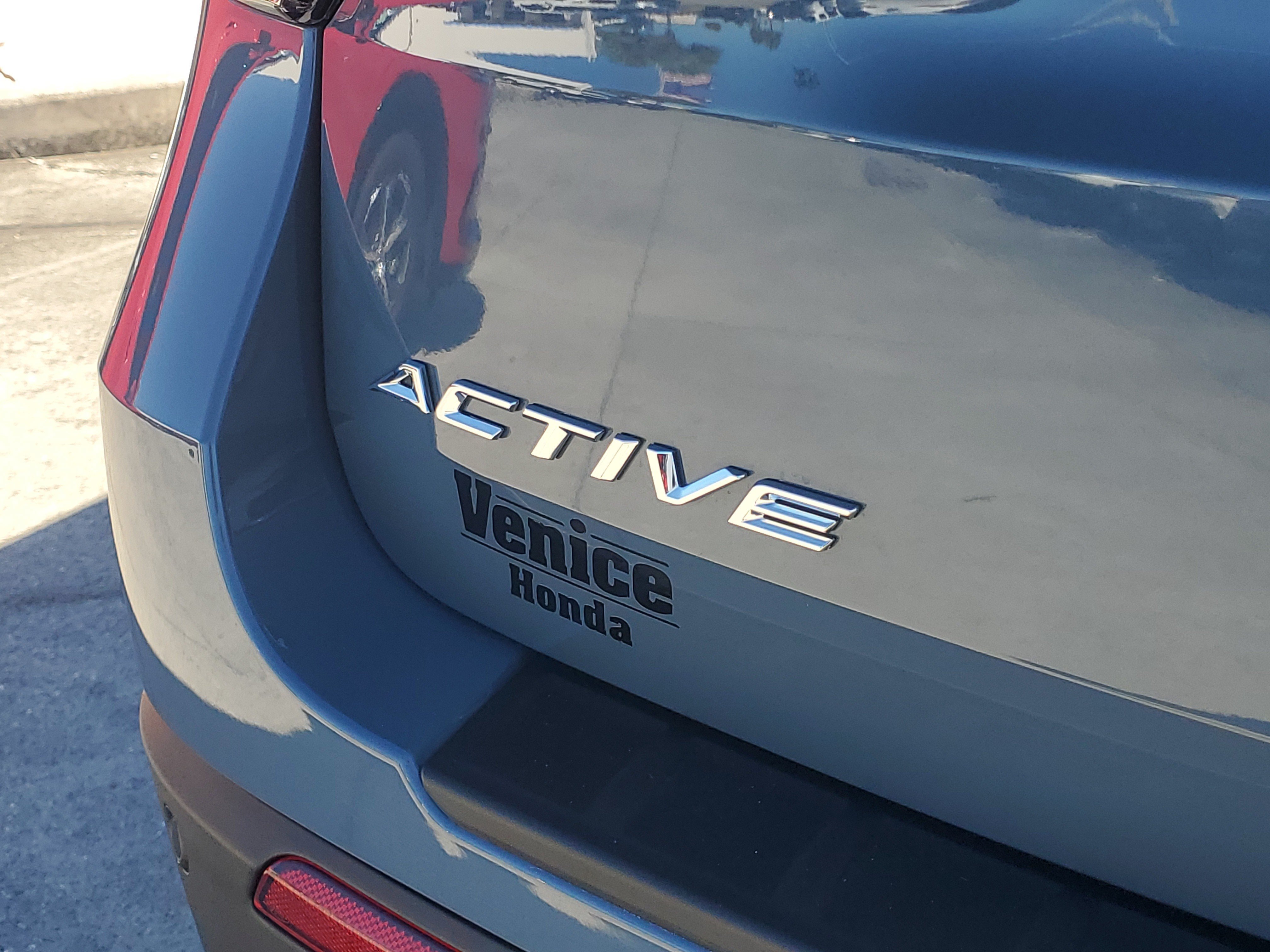 Used 2026 Ford Explorer Active w/ Active Comfort Package RWD image 11
