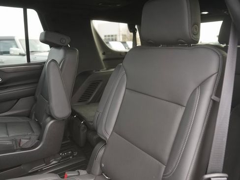 Used 2021 Chevrolet Tahoe LT w/ LT Signature Package image 14