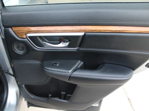 Used 2018 Honda CR-V EX-L image 9