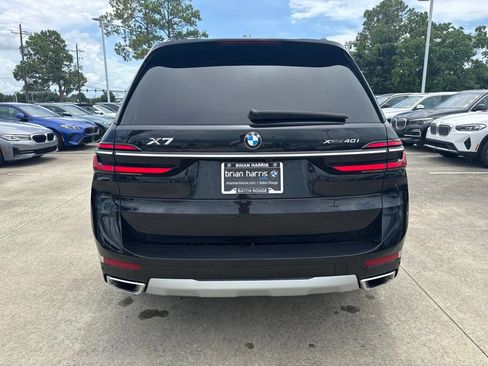 Used 2024 BMW X7 xDrive40i w/ Premium Package AWD/4WD image 4