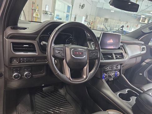 Used 2021 GMC Yukon XL AT4 image 17