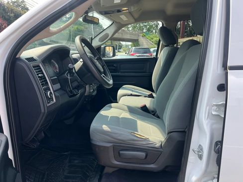 Used 2017 RAM 1500 Express AWD/4WD image 24