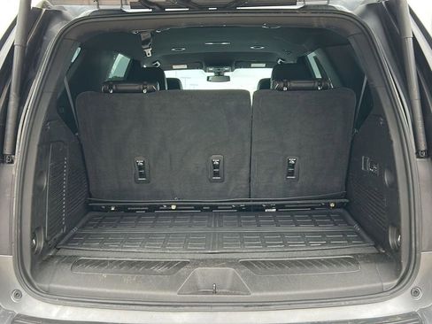 Used 2022 GMC Yukon SLT w/ SLT Luxury Package image 21